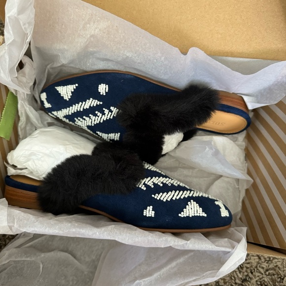 Soludos Sedona Beaded Leather Mule in Navy - Picture 2 of 6